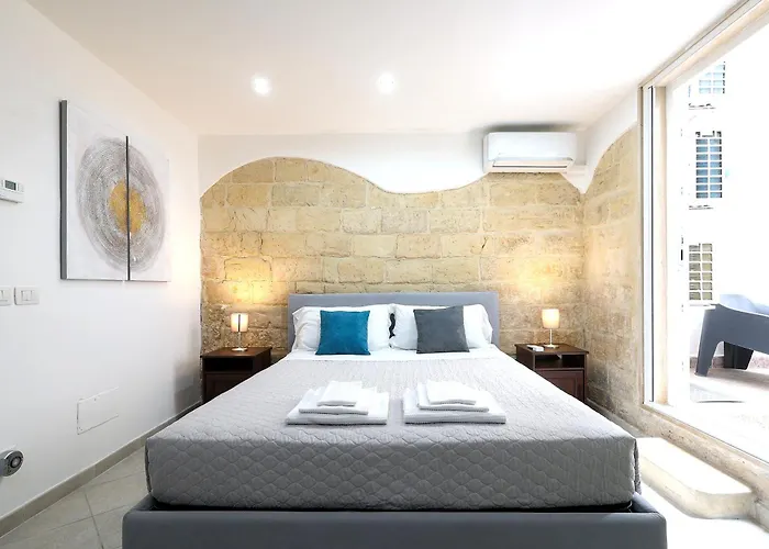 Goodstay La Suite 10 - Rooms -