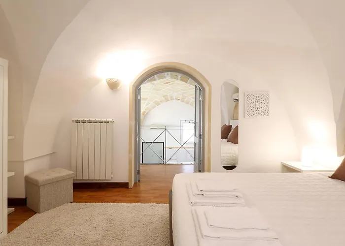Goodstay La Suite 10 - Rooms -